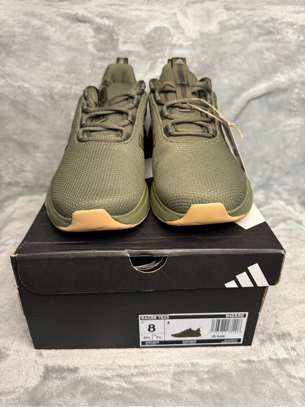 New in Box 🌴 Men’s Adidas Racer TR23 - Size 8